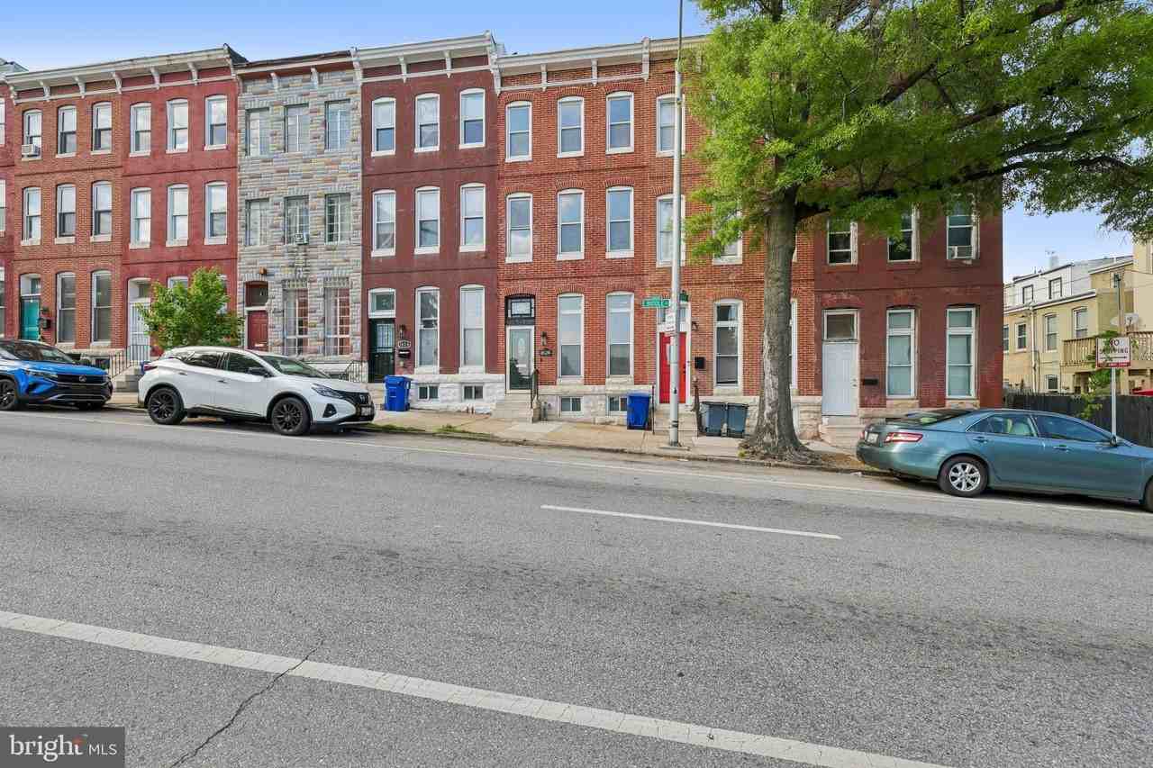 1628 E Biddle St - Photo 2 of 48