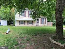 featured image of 2465 Yarmouth Ct