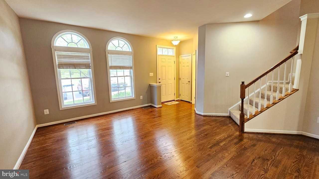 3504 Tabard Ln - Photo 2 of 33