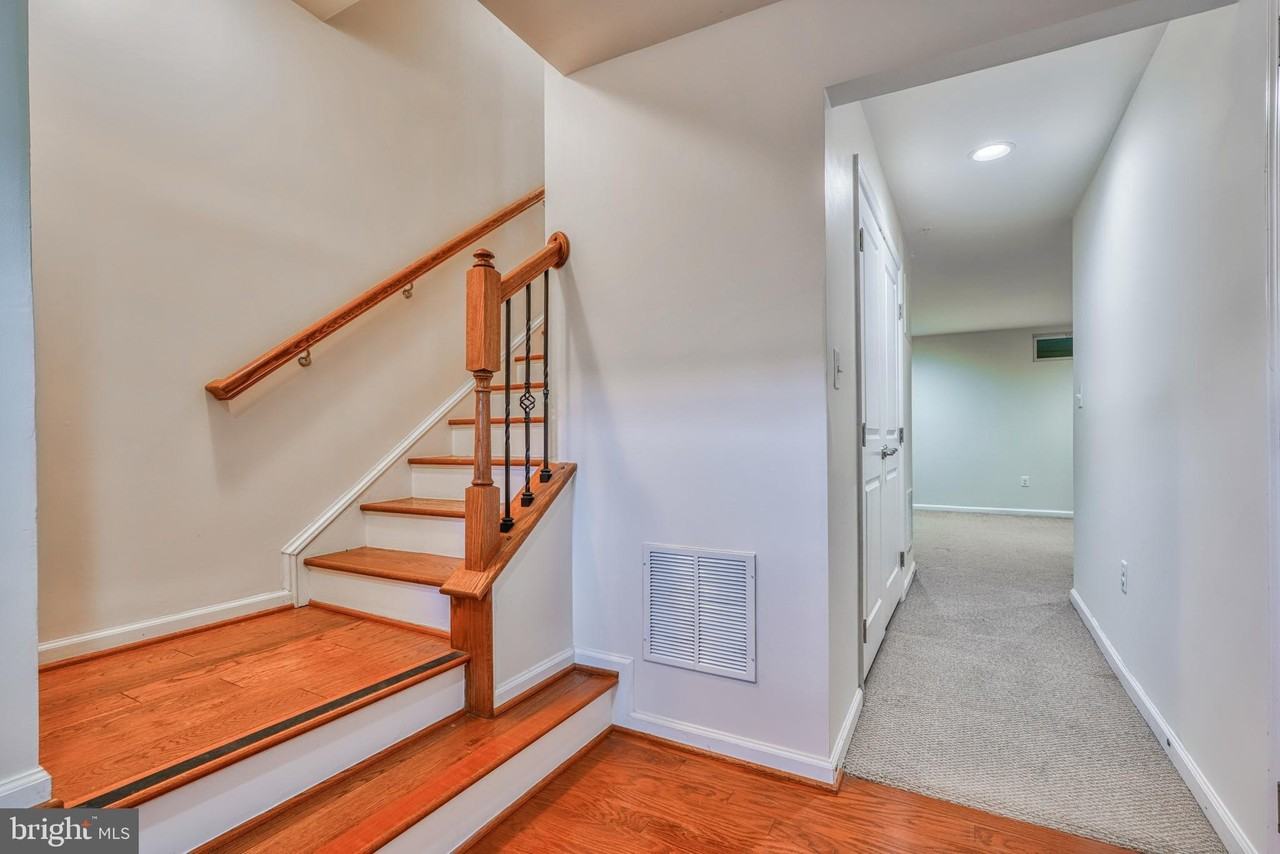 3015 Hockley Mill Dr - Photo 3 of 33