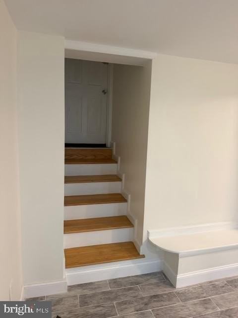 1104 Eastbourne Pl - Photo 7 of 12