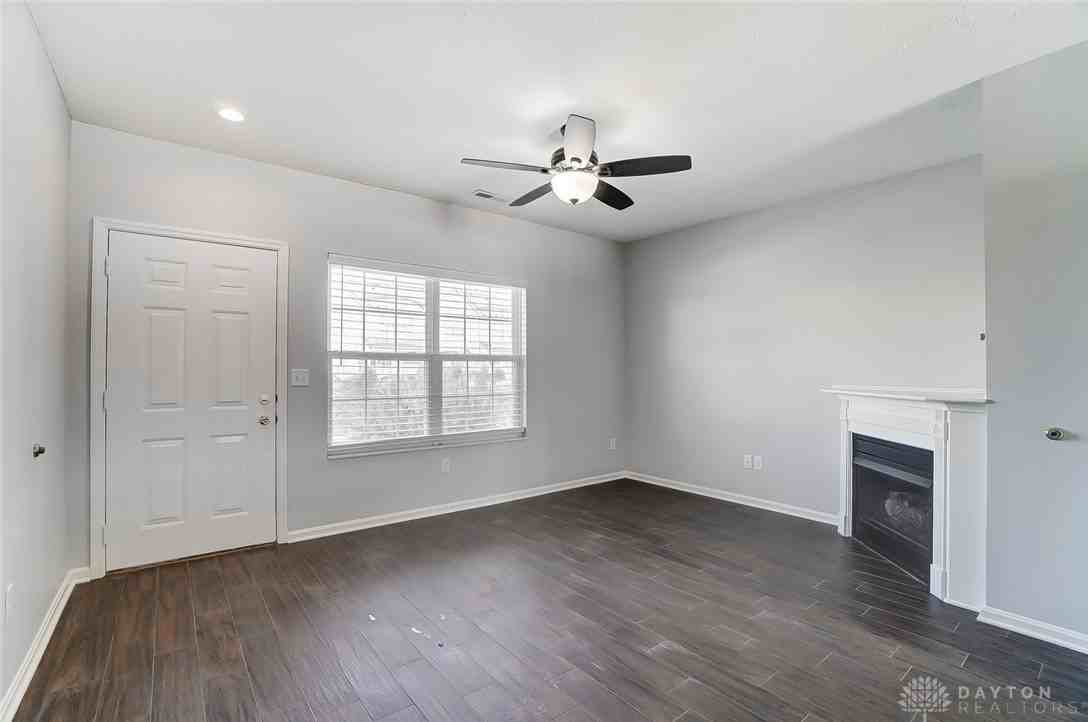 9351 Captiva Bay Dr - Photo 4 of 28