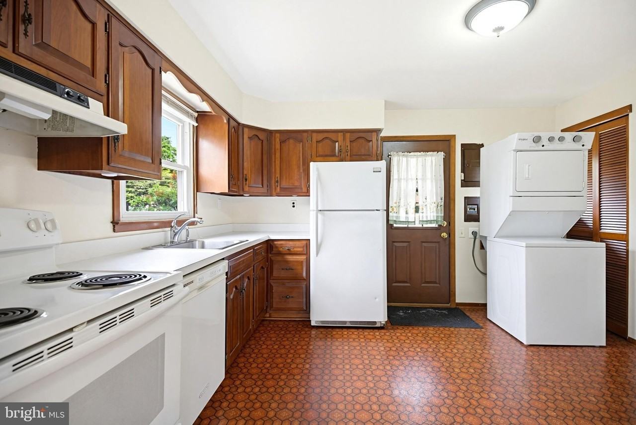 416 Magnolia Rd - Photo 5 of 15