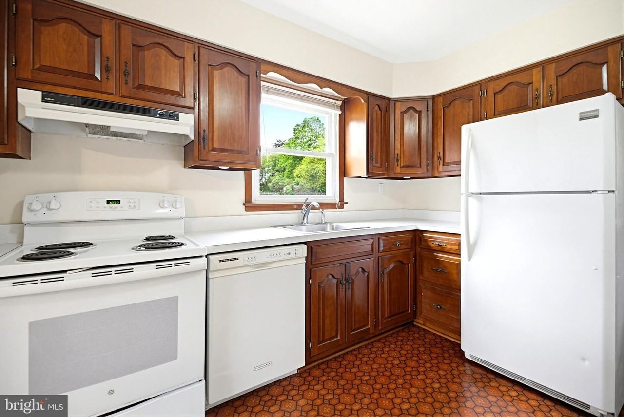 416 Magnolia Rd - Photo 6 of 15