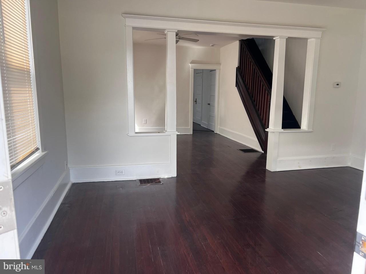 529 Bridgeboro St - Photo 2 of 7