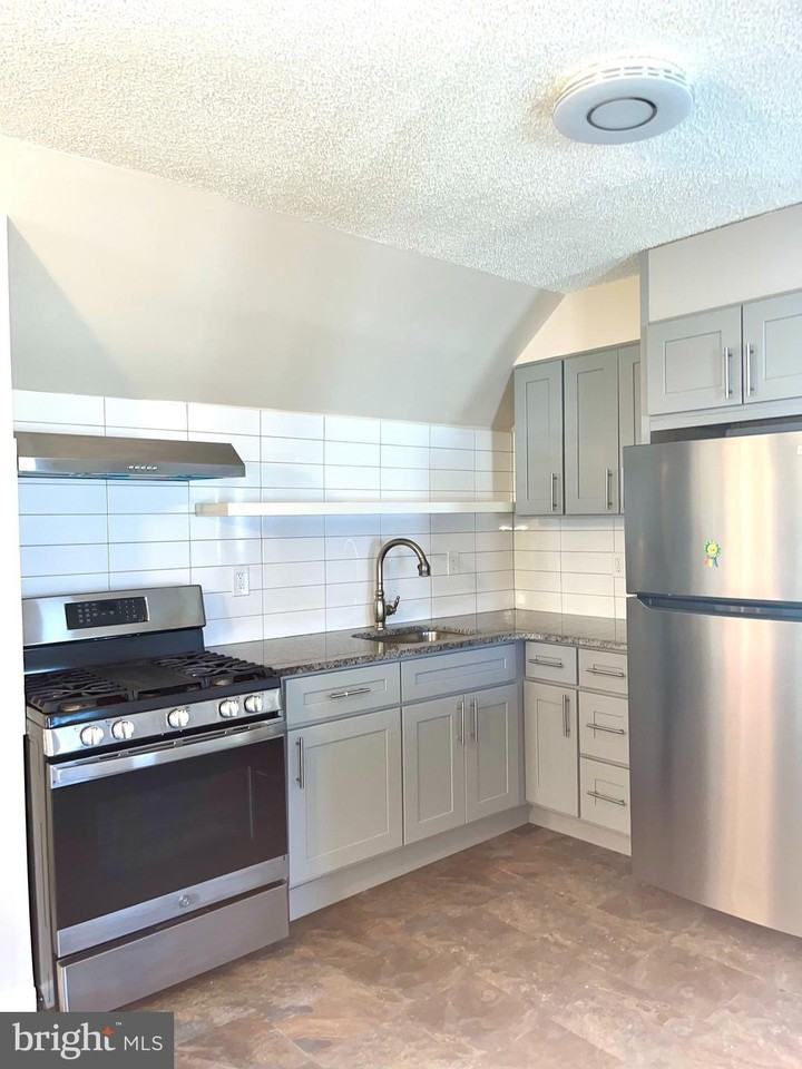 108 Brookside Ave #2 - Photo 2 of 5