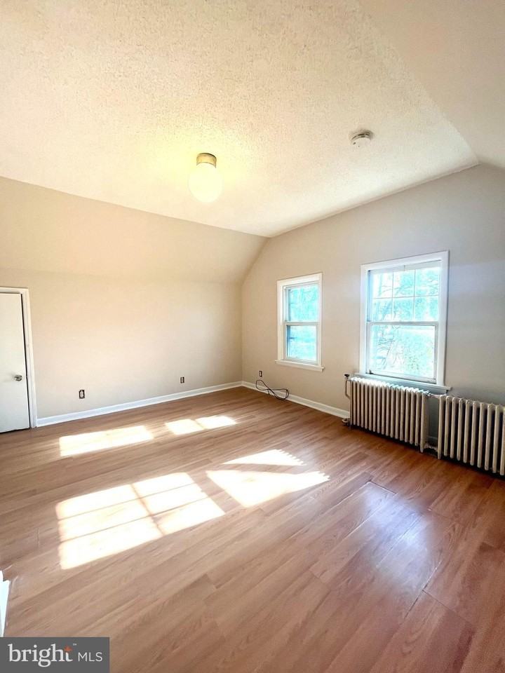 108 Brookside Ave #2 - Photo 4 of 5
