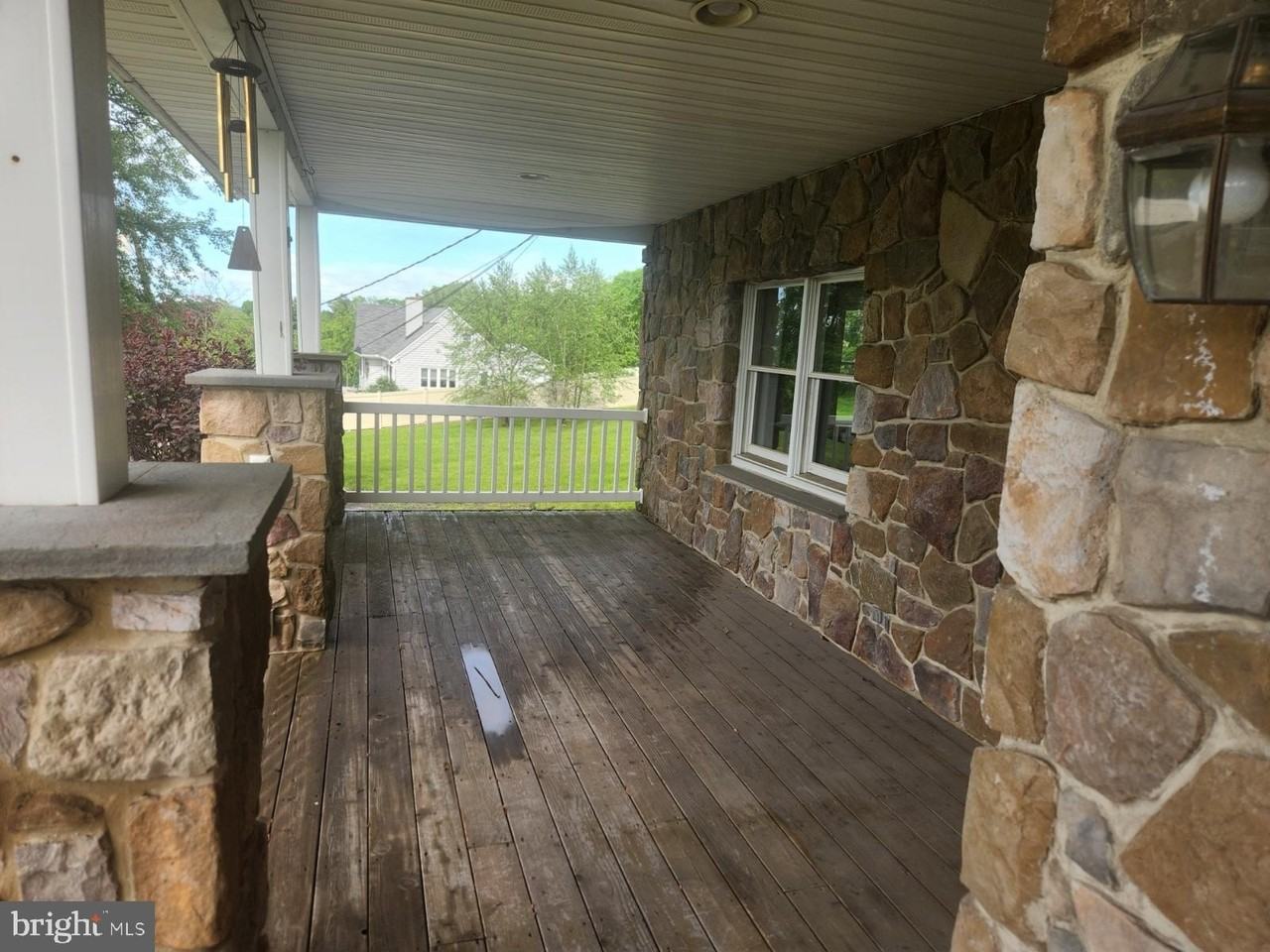 1507 Easton Rd - Photo 7 of 50