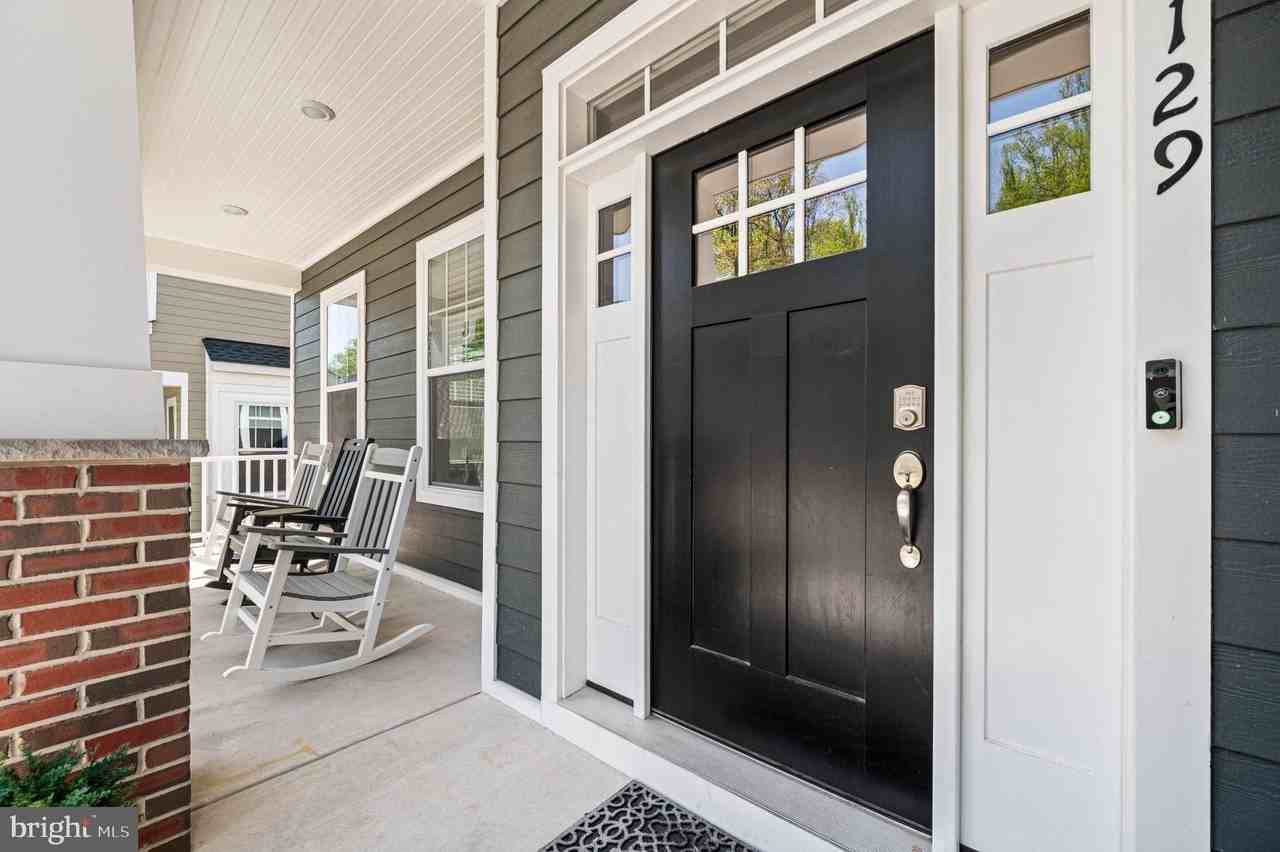 129 Lotus Ln - Photo 3 of 50