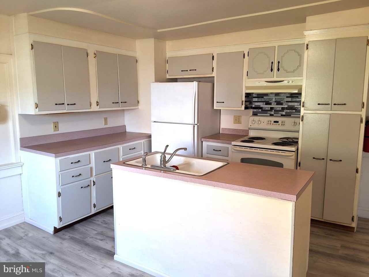 825 S 1st Ave #1 - Photo 7 of 14