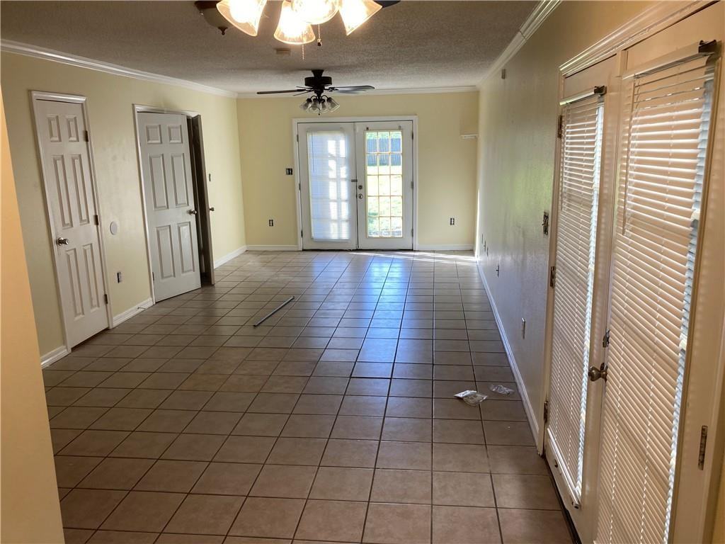 6558 Bellaire Dr - Photo 2 of 11
