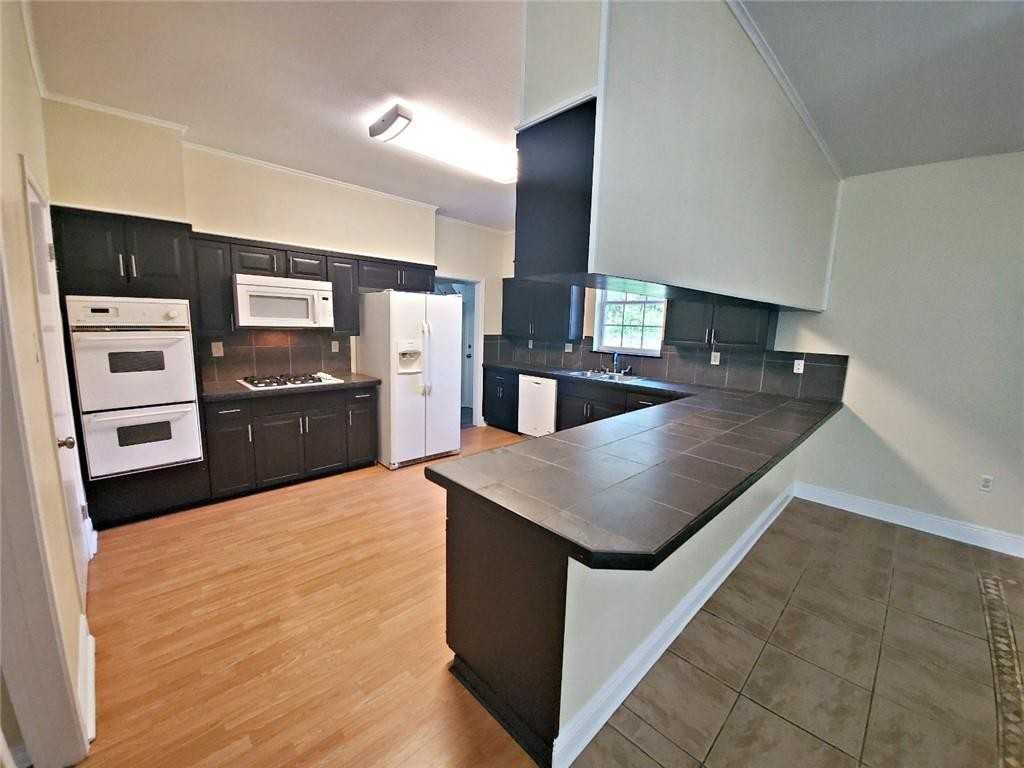 109 Ollie Dr - Photo 7 of 34