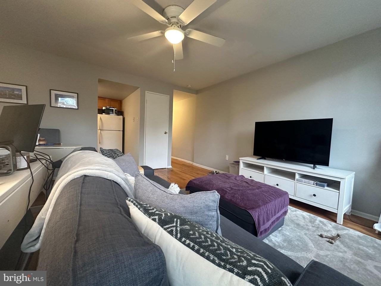 1608 South St #3 - Photo 3 of 10