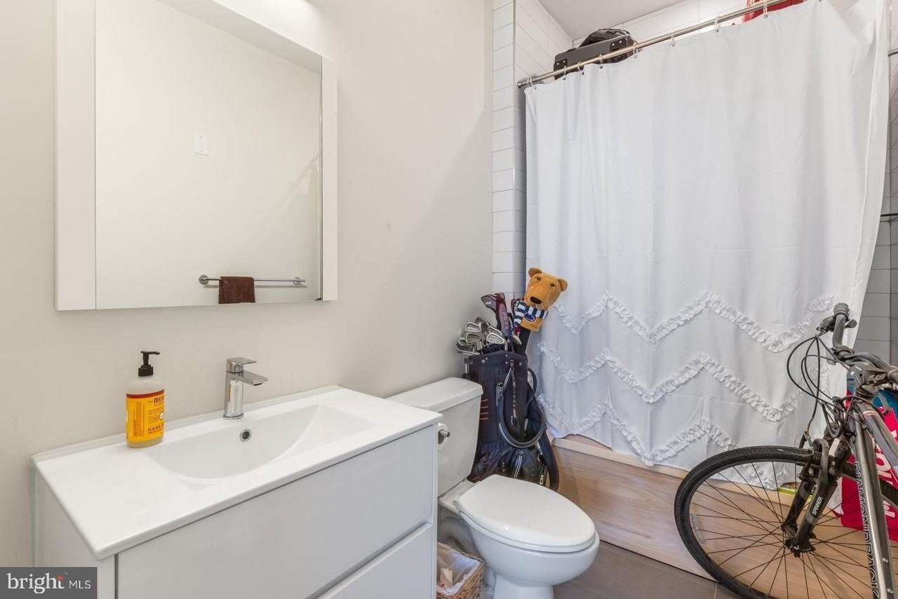 362 Monastery Ave #1F - Photo 6 of 19
