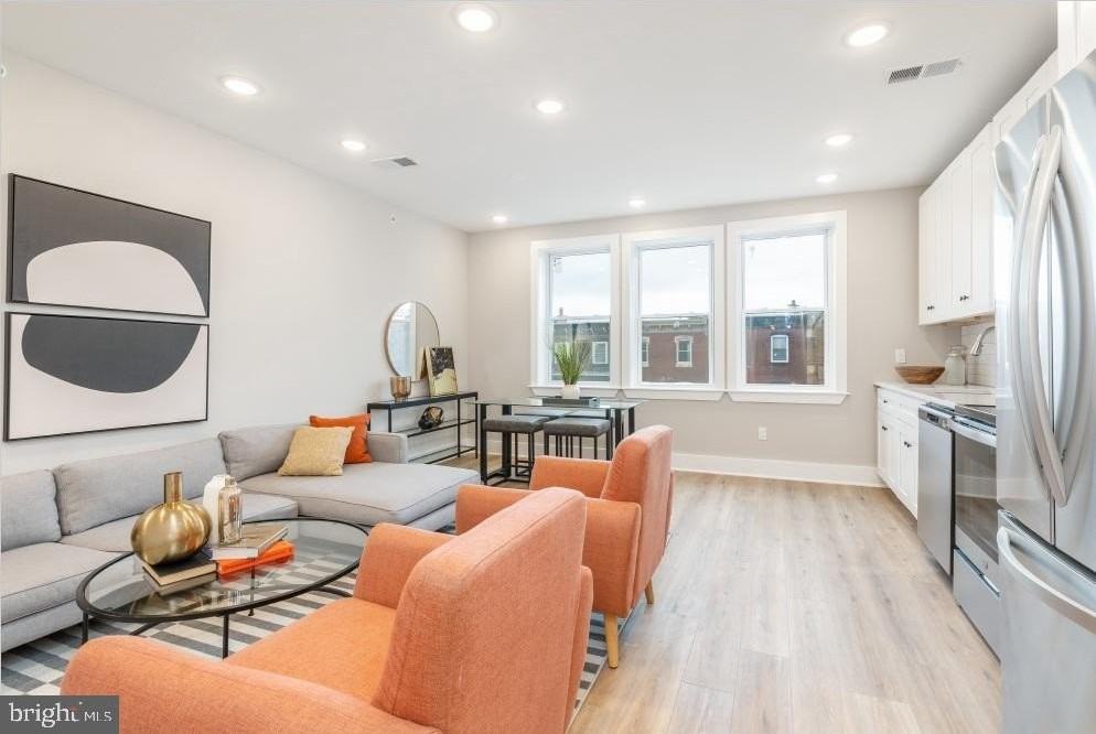 2825 W Girard Ave #201 - Photo 5 of 21