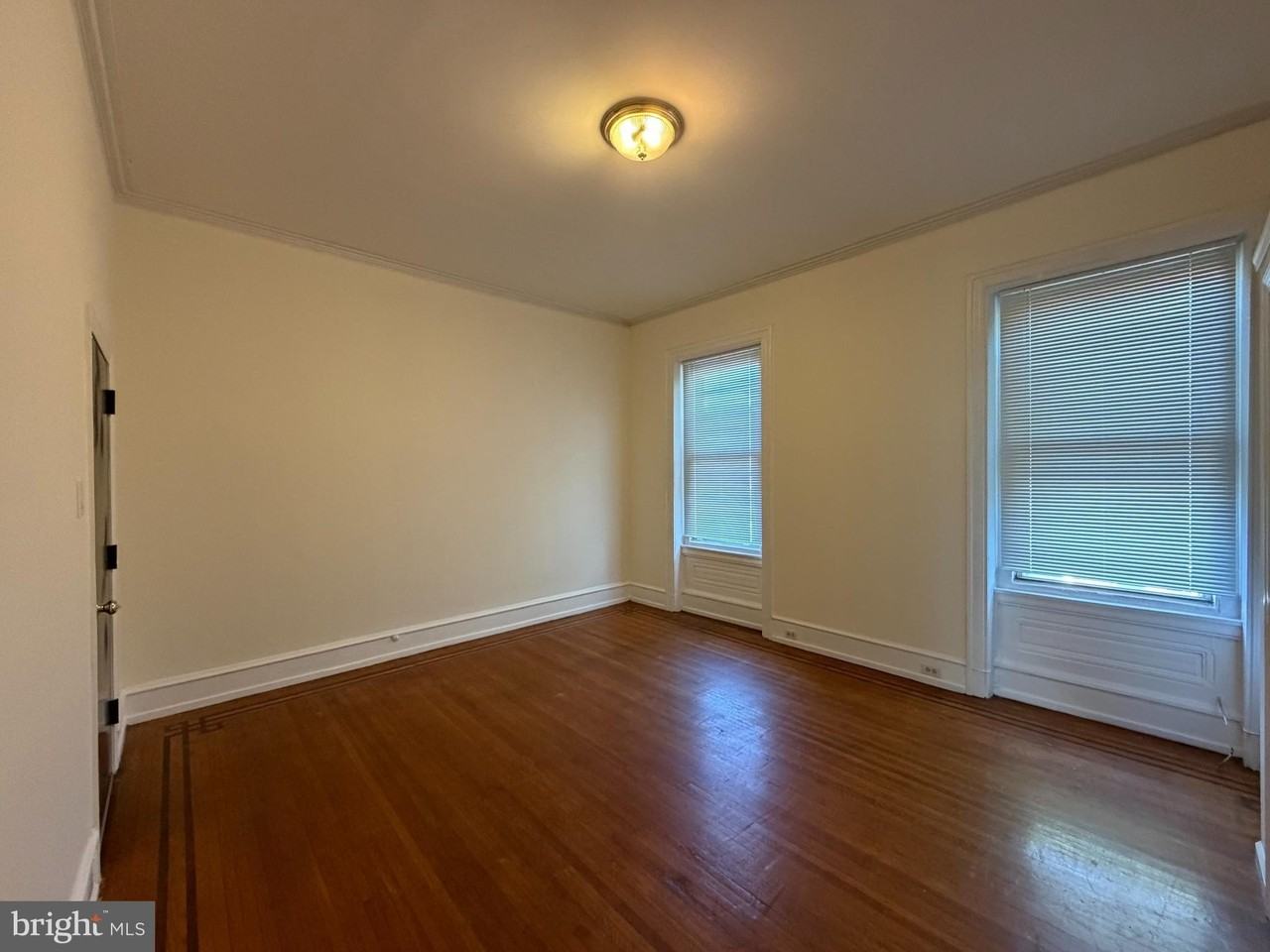 1510 S Broad St #2F - Photo 4 of 8