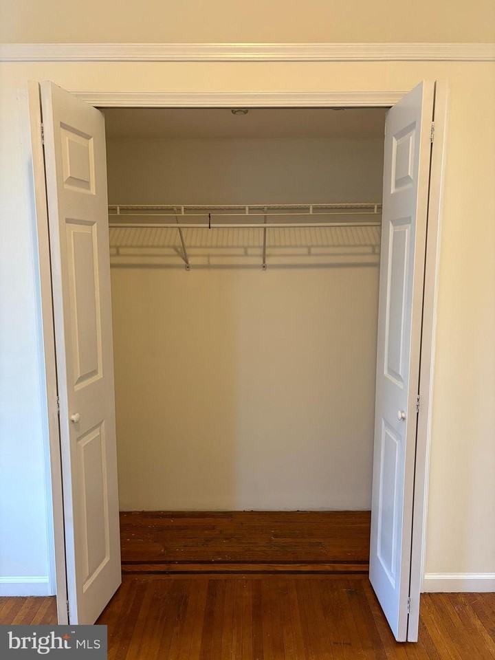 1510 S Broad St #2F - Photo 6 of 8