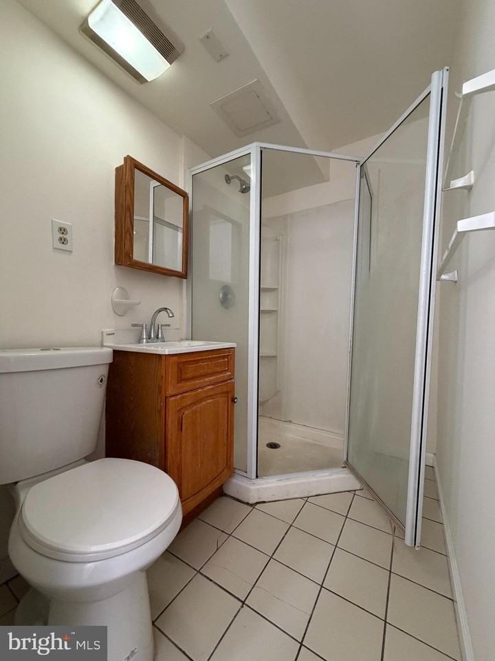 1510 S Broad St #2F - Photo 7 of 8