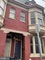 featured image of 121 S Queen St #3
