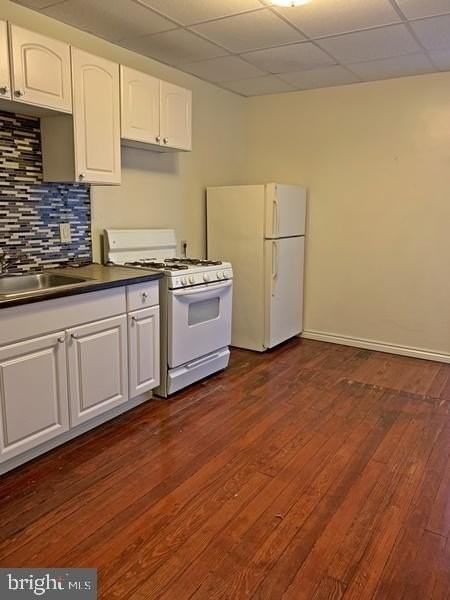 121 S Queen St #3 - Photo 4 of 8