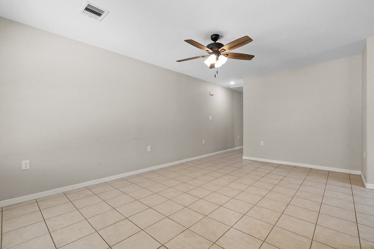 119 S Bend Ct - Photo 5 of 15