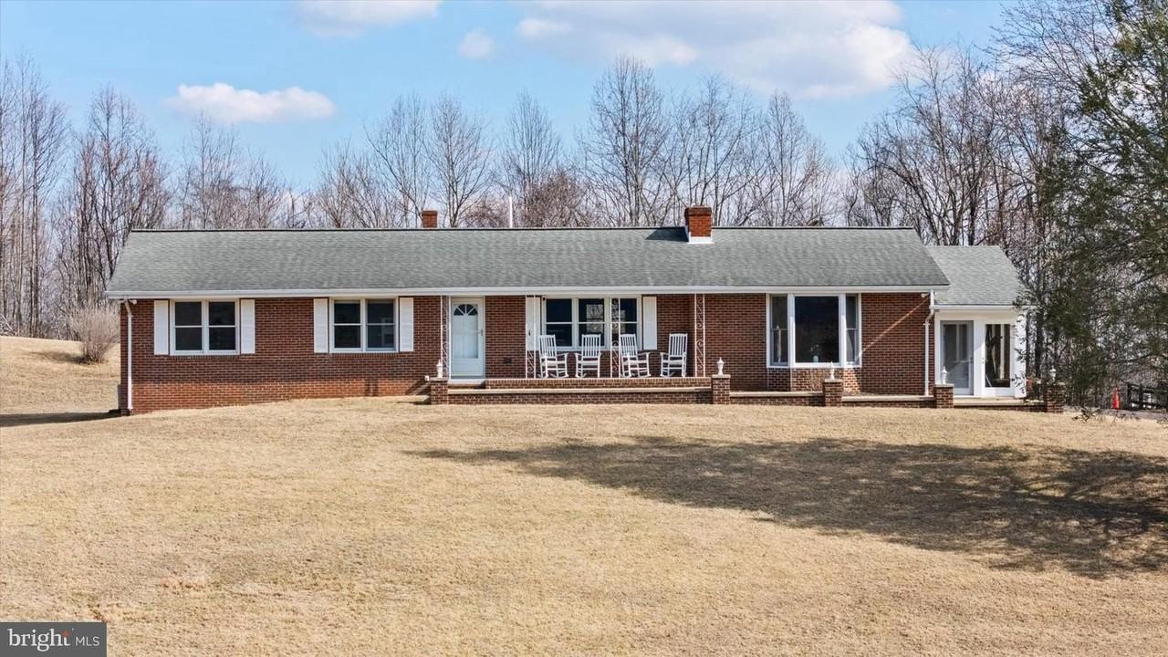 436 Castleton Ford Rd - Photo 3 of 42