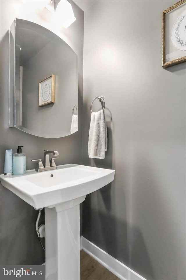 158 Bibury St - Photo 6 of 37