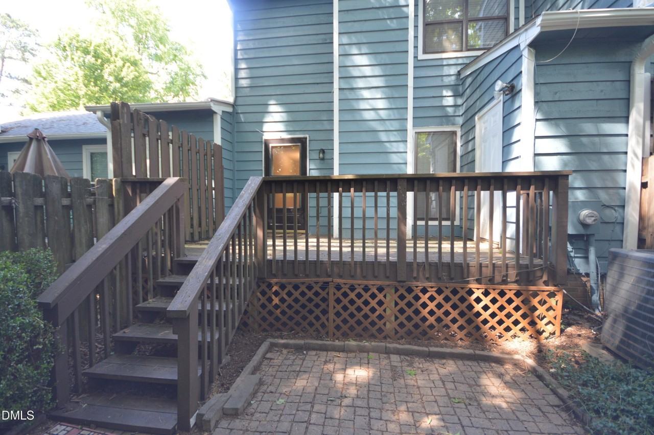 616 Applecross Dr - Photo 6 of 35