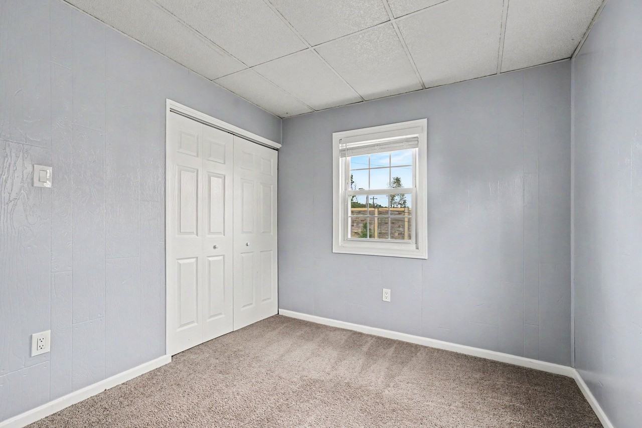415 Aspen St #1 - Photo 6 of 10