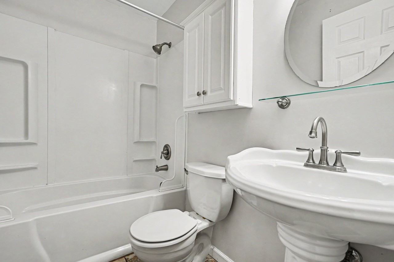 415 Aspen St #1 - Photo 7 of 10