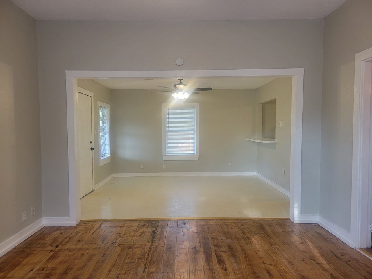 2526 3rd 1/2 Ave N #SF - Photo 5 of 30