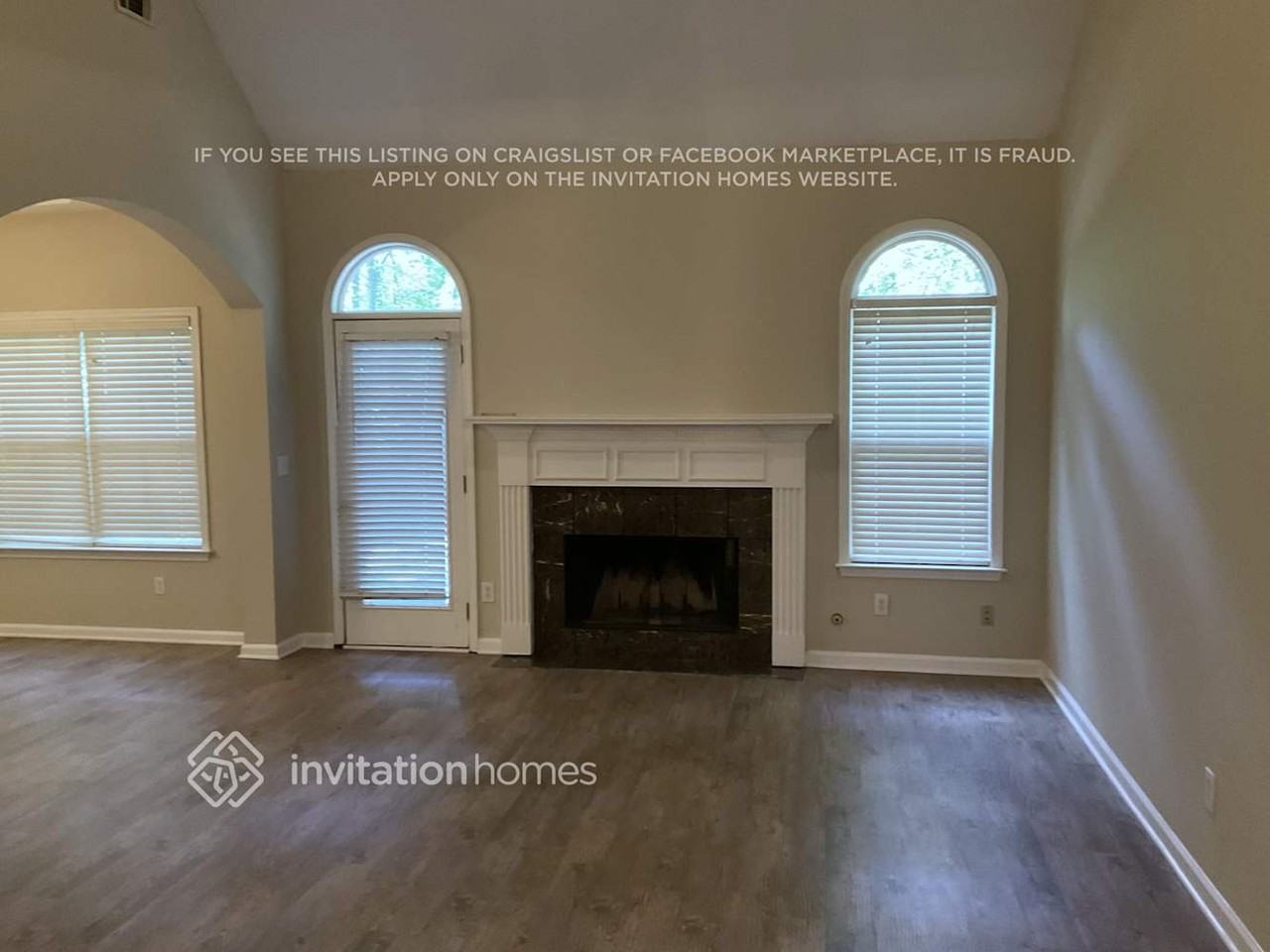 1351 Dillon Rd - Photo 2 of 13