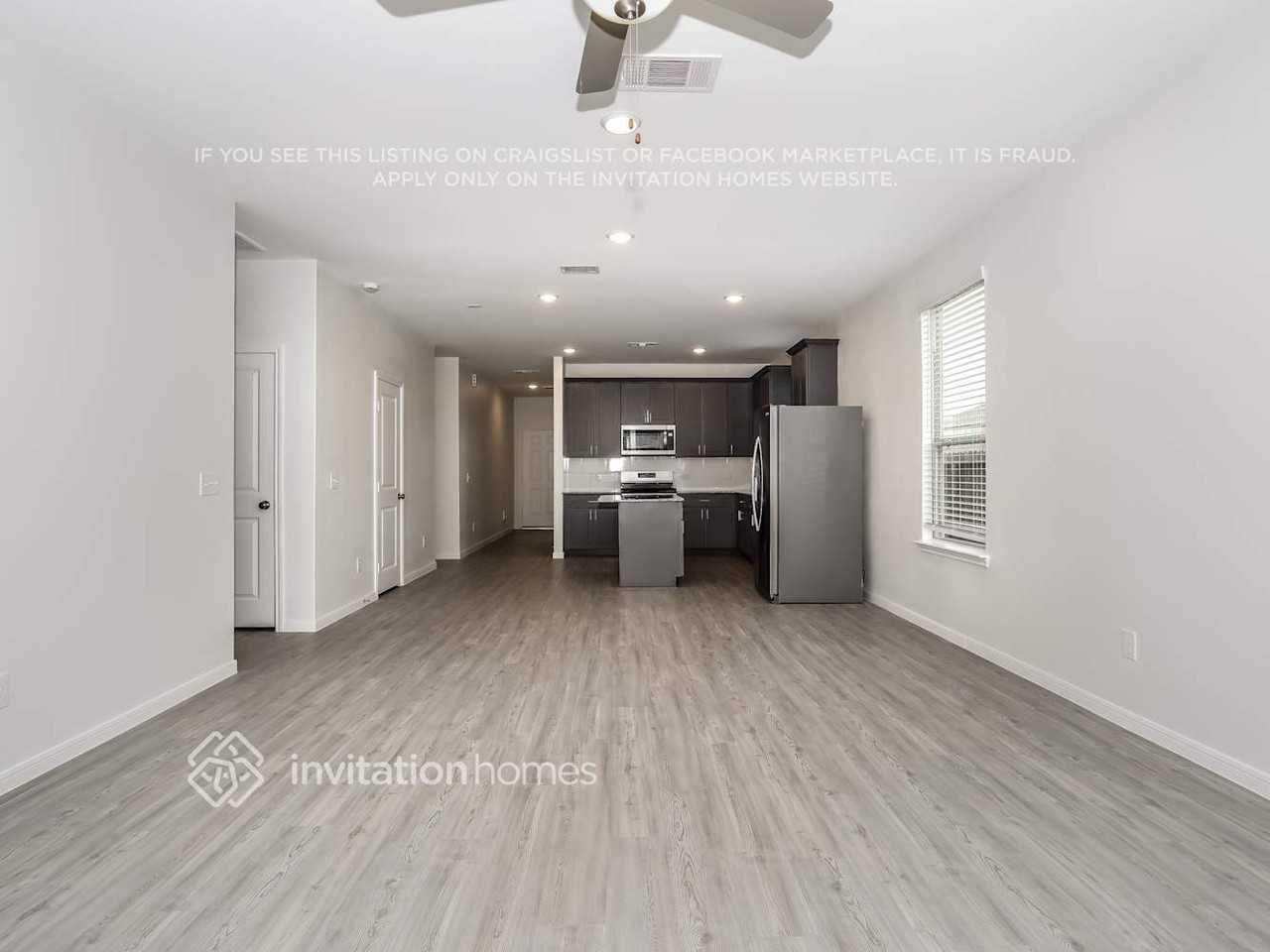 13427 Maltessa Dr - Photo 5 of 17