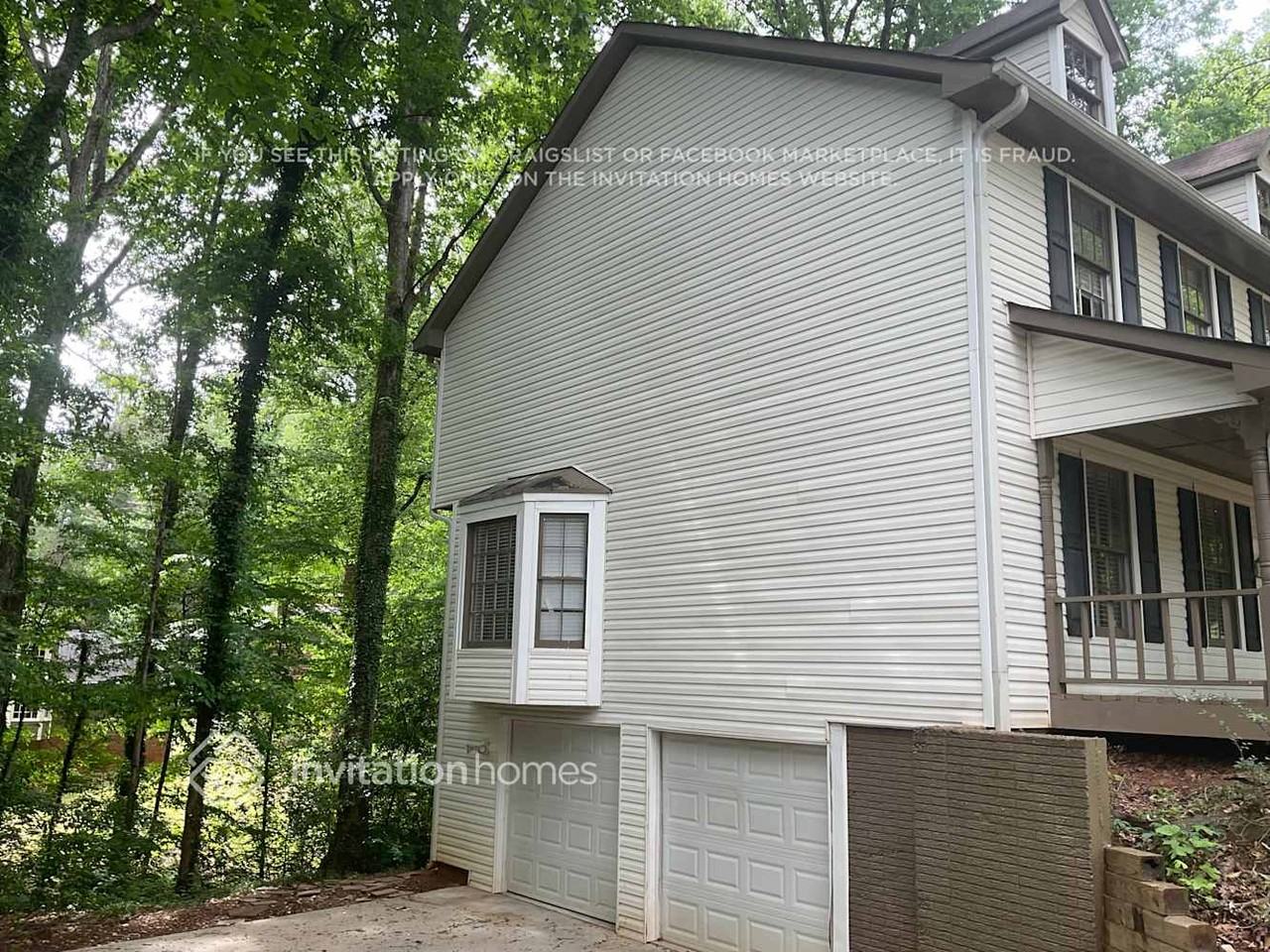 3852 Betty Jean Ct Sw - Photo 2 of 25