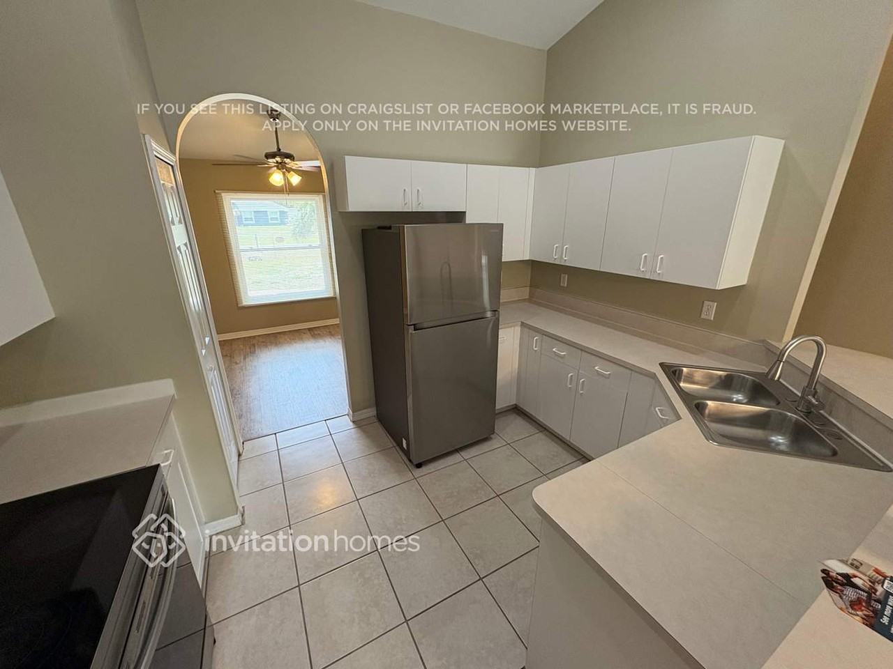 908 Biscayne Dr - Photo 4 of 15