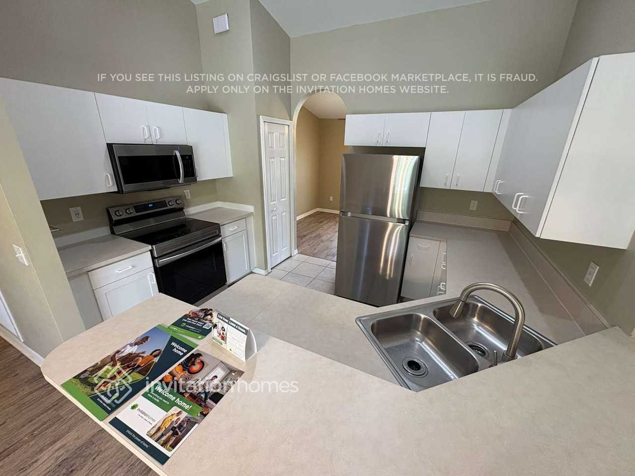 908 Biscayne Dr - Photo 5 of 15