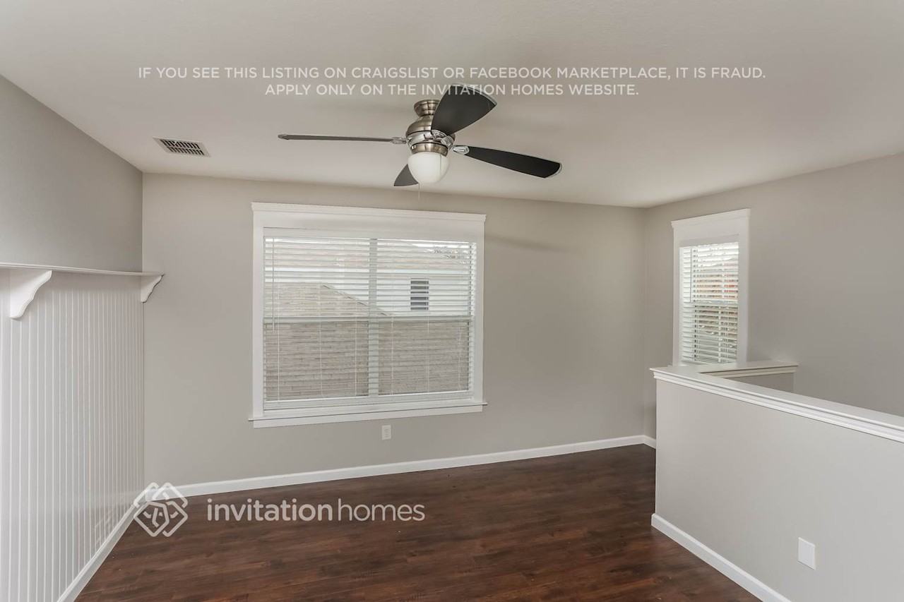2725 Mountain Lion Dr - Photo 6 of 16