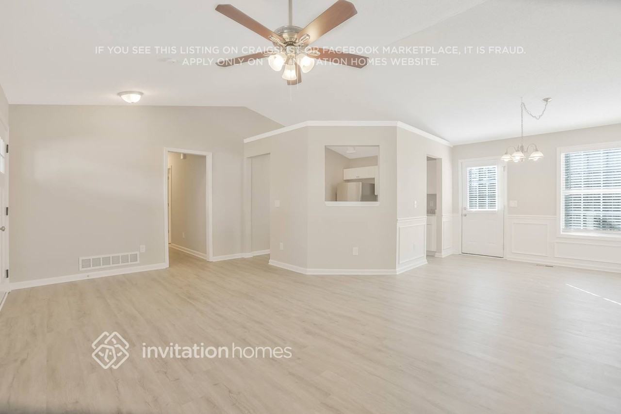 387 Tuscany Trce - Photo 4 of 19