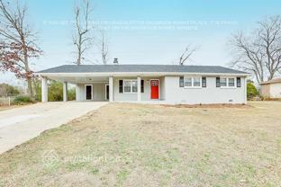 6647 Forestdale Ln - Photo 1 of 1