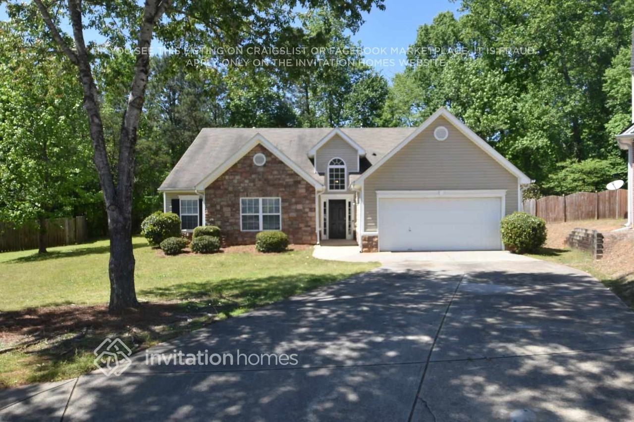 1828 Danestone Cir - Photo 2 of 13