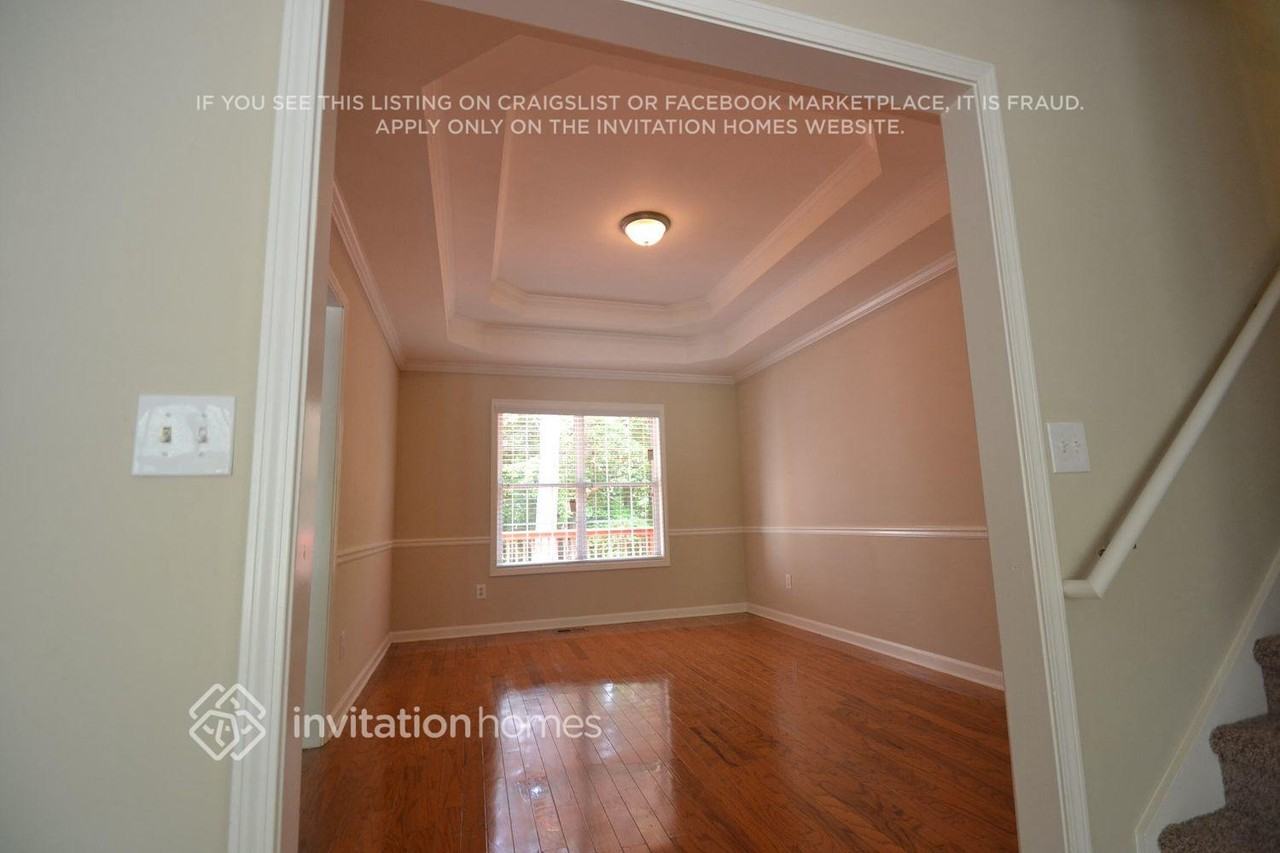 2026 Spicers Ln - Photo 3 of 12