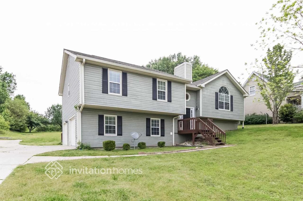 4667 Quail Pointe Dr - Photo 2 of 21