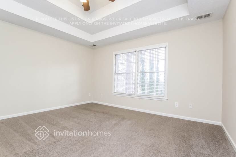 7010 Surrey Dr - Photo 2 of 8