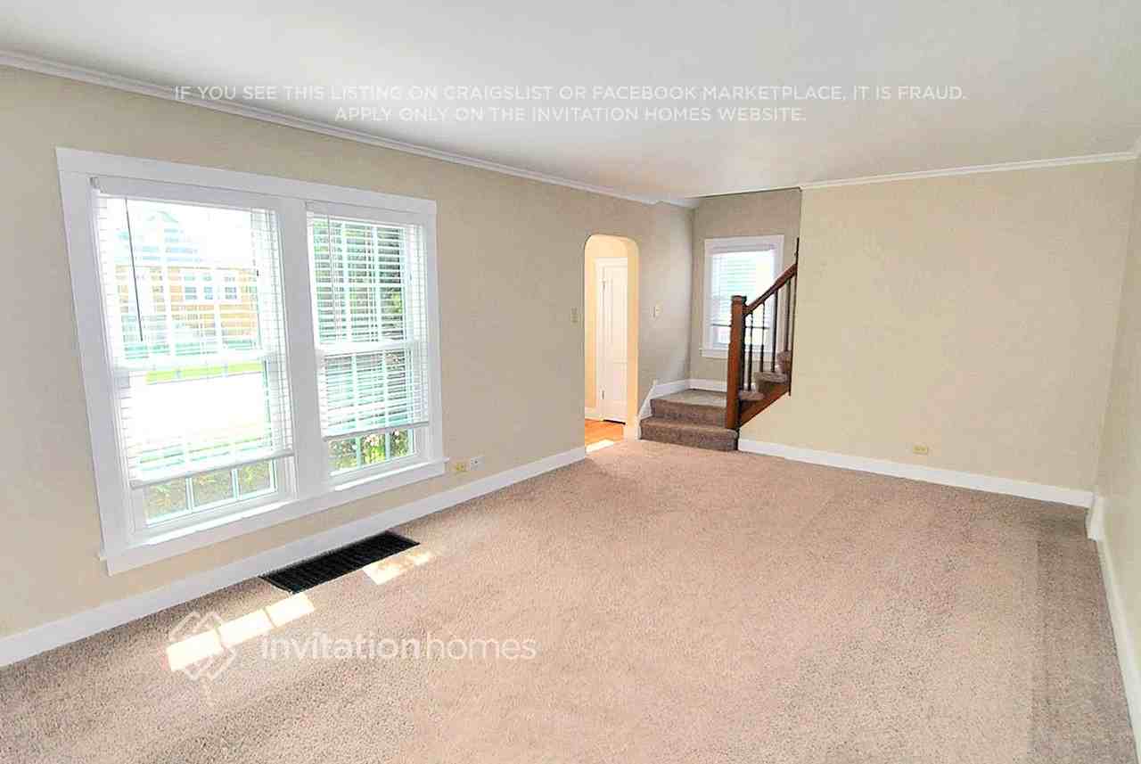 3242 N Oconto Ave - Photo 2 of 11