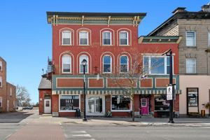 featured image of 150 Prescott St