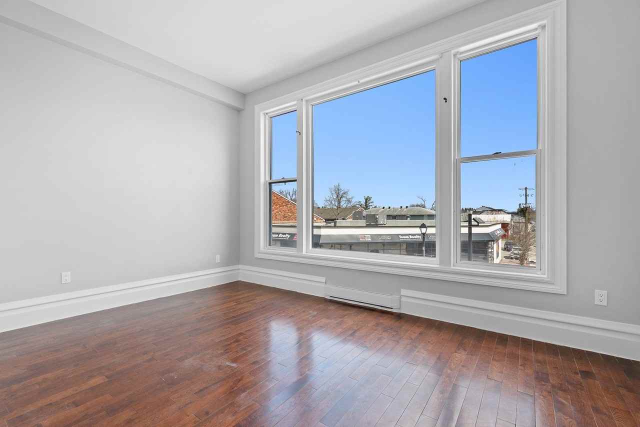 150 Prescott St - Photo 7 of 11