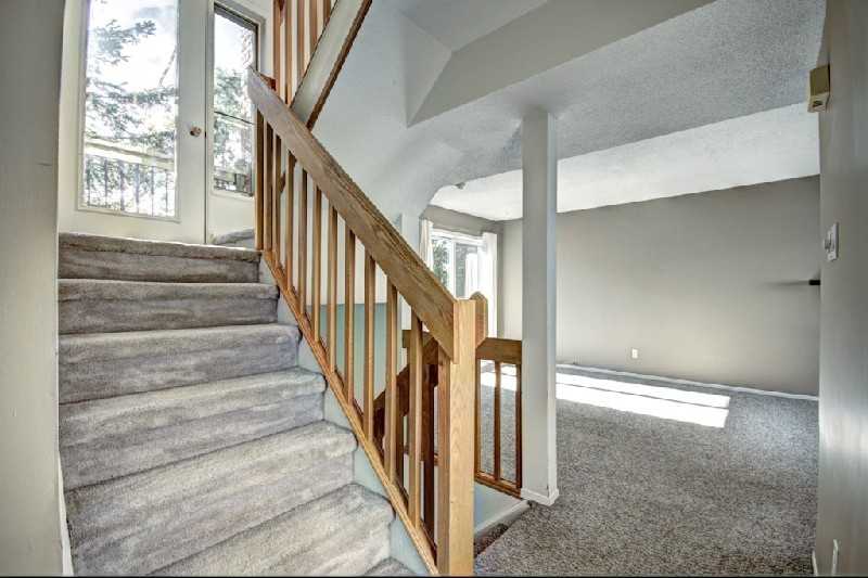 307 Ashton Ave - Photo 7 of 15