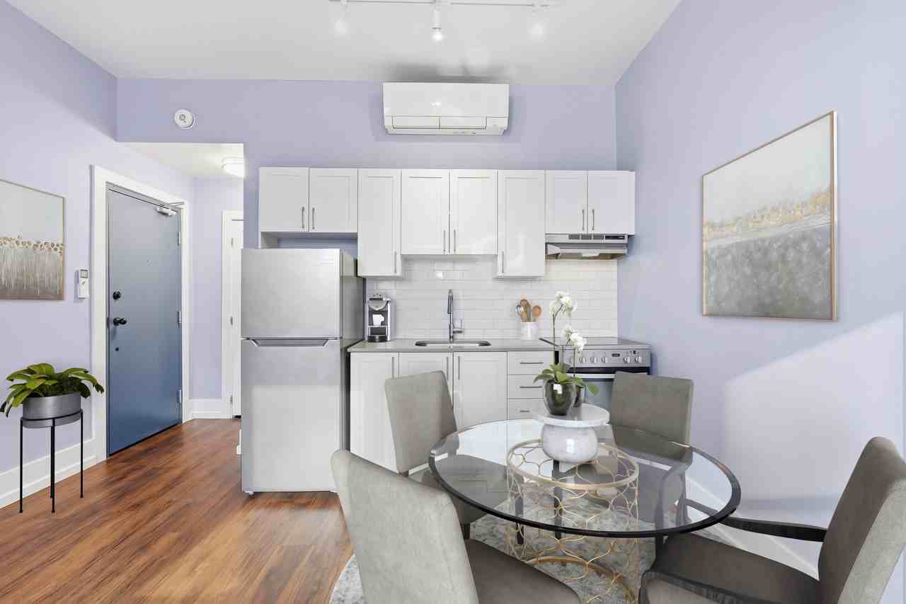 6 Cannon Street East #3 - Photo 4 of 9