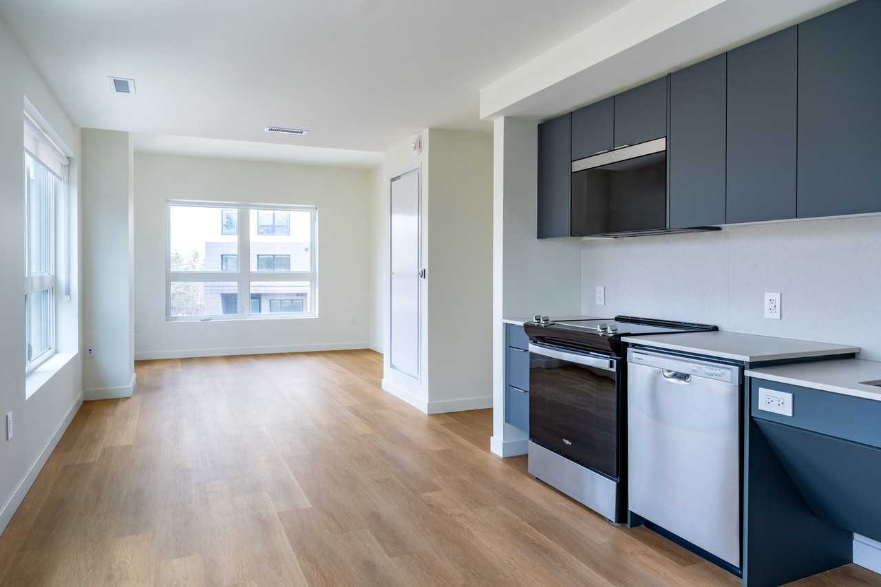 214 Willett Street - Photo 4 of 50
