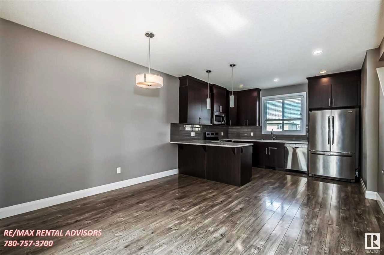 UPPER 73 Hudson Cove - Photo 4 of 17